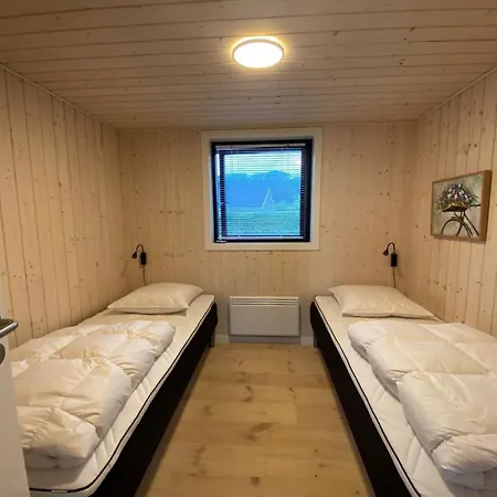 Holiday home Viveke - 10m From The Sea By Interhome