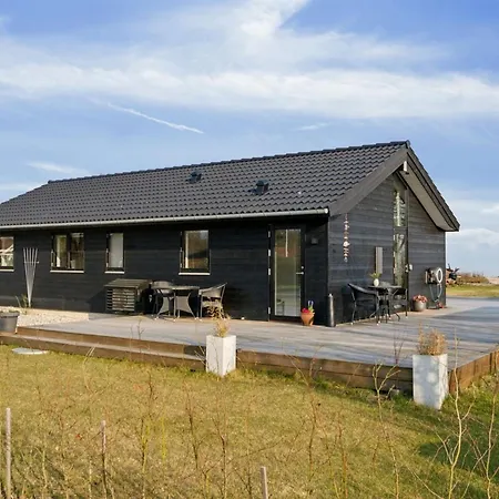 Vakantiehuis Viveke - 10m From The Sea By Interhome *