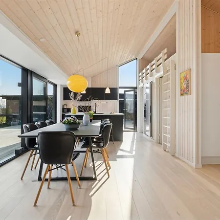 Viveke - 10m From The Sea By Interhome Vakantiehuis